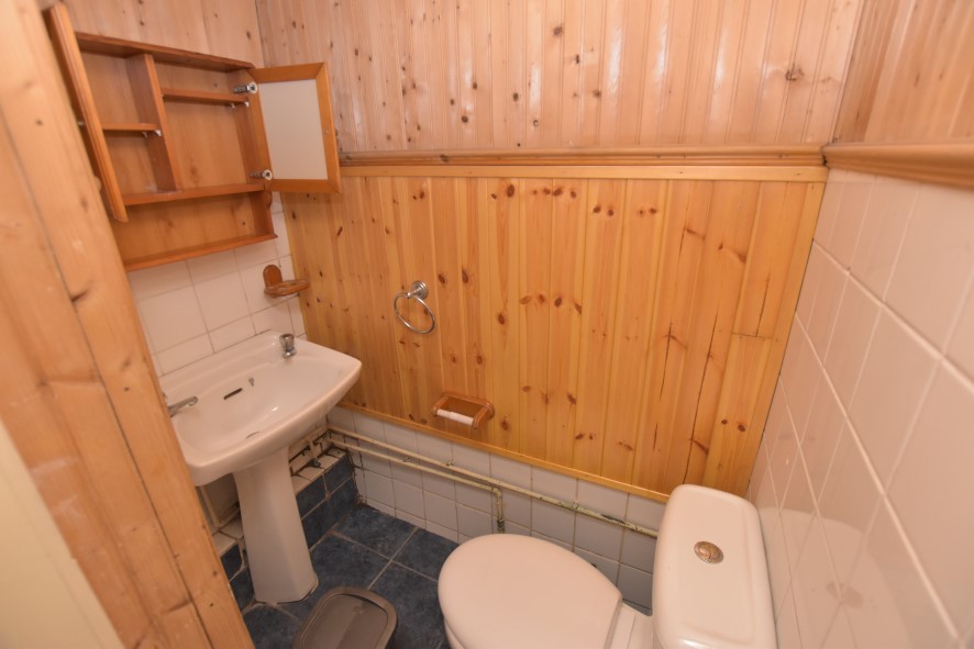 6 Harlech Road, Leeds , West Yorkshire LS11 7DG