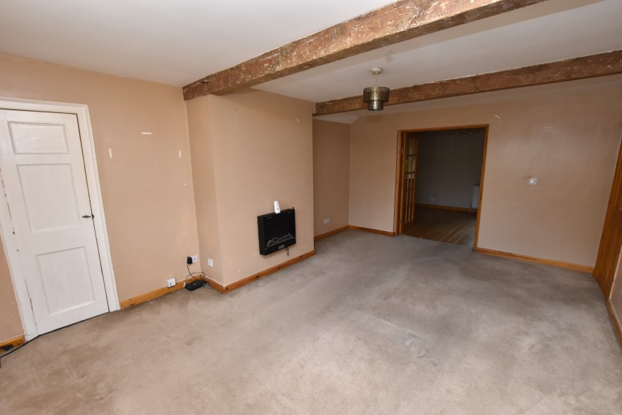 1009 Harrogate Road, Bradford, West Yorkshire BD10 0LT