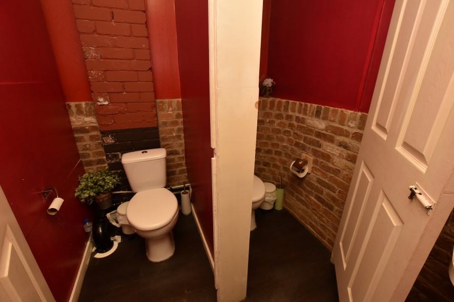 3-5 High Street, Yeadon, Leeds, West Yorkshire LS19 7SP
