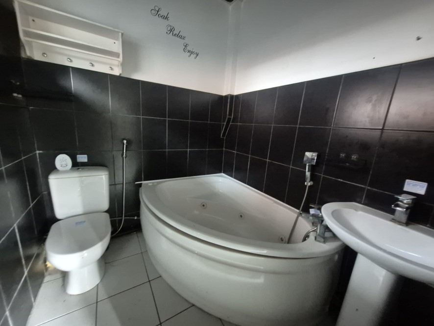 92 Harrogate Road, Stockport, SK5 6EX