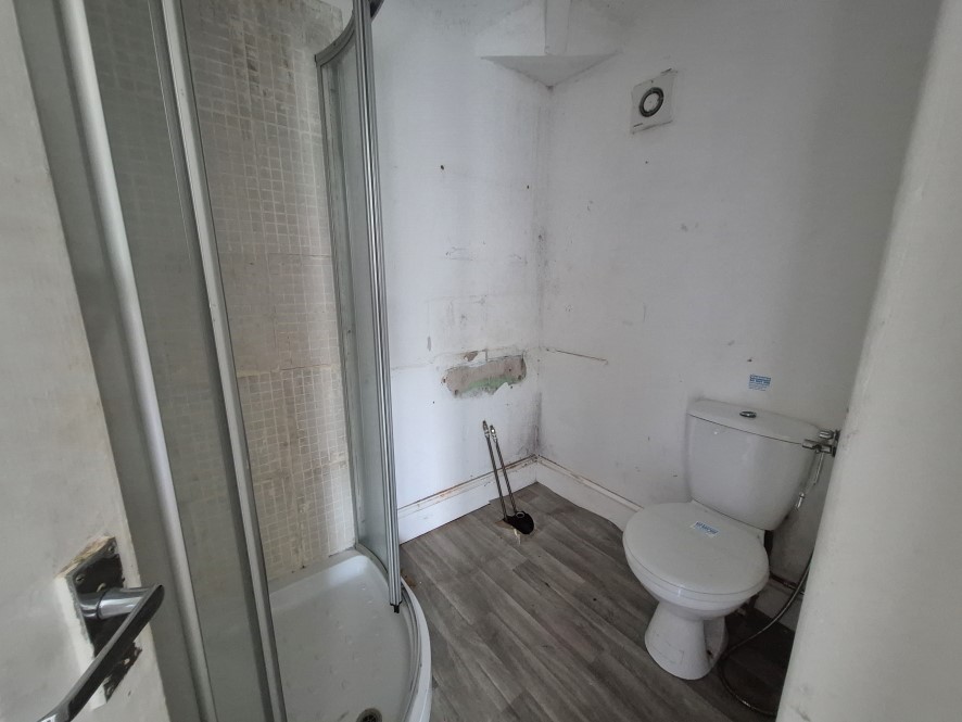 92 Harrogate Road, Stockport, SK5 6EX