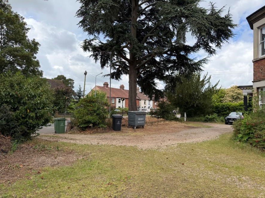 Lot Image
