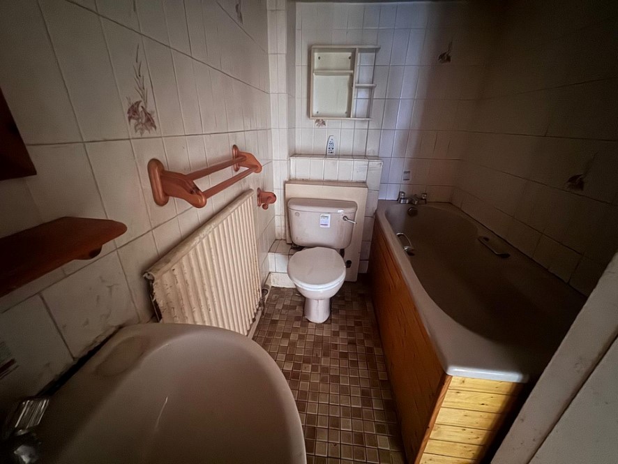 Lot Image
