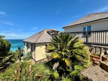 Property for Auction in South West - 601 Carbis Beach Apartments, Carbis Bay, St. Ives, Cornwall TR26 2JL