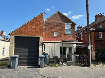 Property for Auction in East Anglia - 26 Beach Road West, Felixstowe, Suffolk IP11 2BL