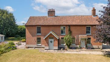 Property for Auction in East Anglia - Wood Farm, Mile Road, Reymerston, Norwich, Norfolk NR9 4QZ