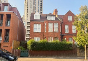 29B Emanuel Ave, London W3 6JQ