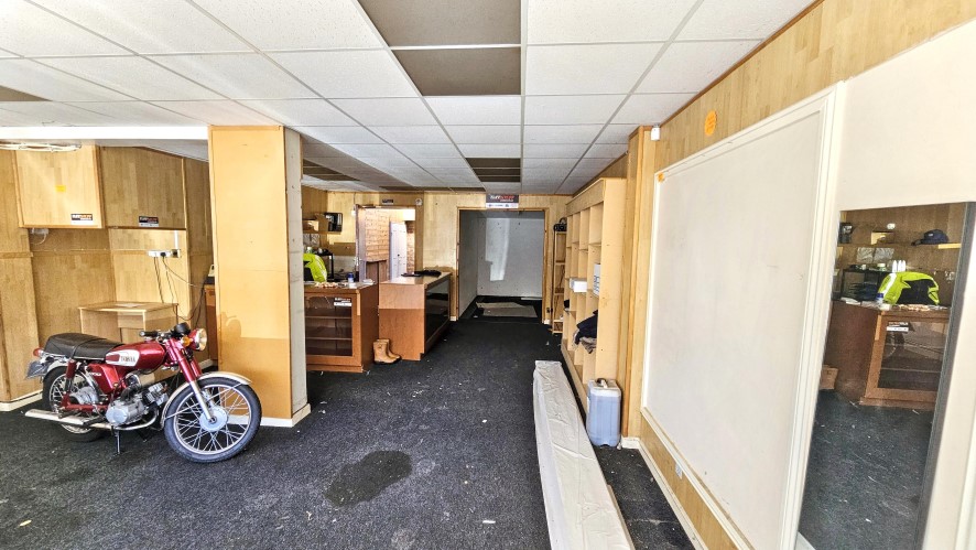 Lot Image