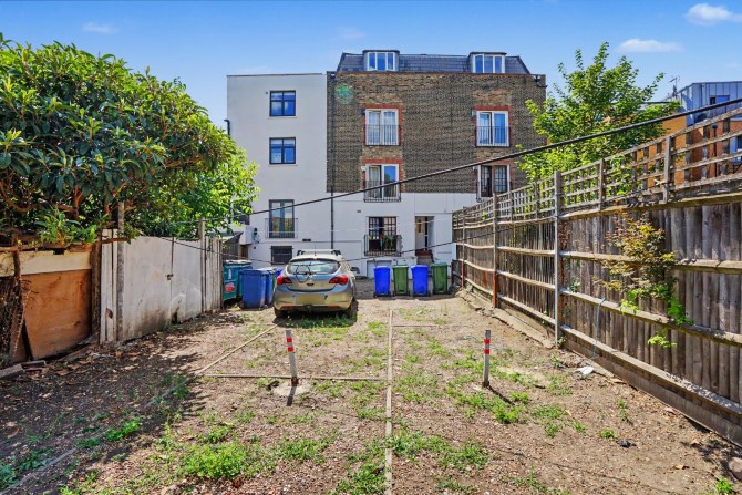 Lot Image