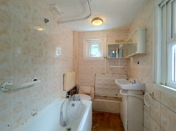 Lot Image