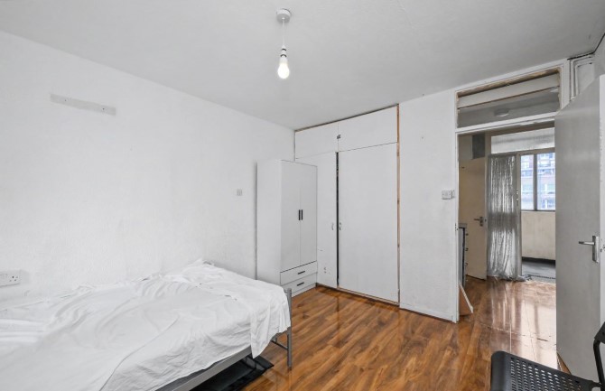 Lot Image