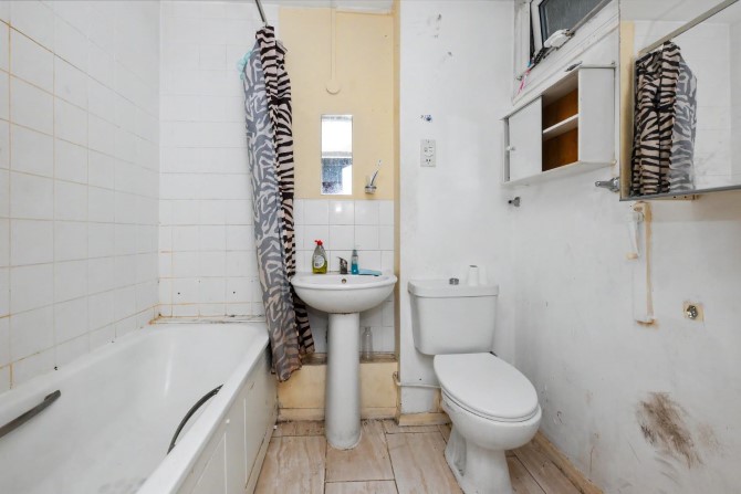 Lot Image