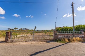 Property for Auction in East Anglia - 27 Fakes Road, Hemsby, Great Yarmouth, Norfolk NR29 4JL