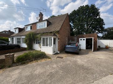 Property for Auction in East Anglia - 9 Oakbank, Hutton, Brentwood, Essex CM13 1DN