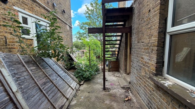 Lot Image