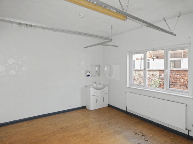 Lot Image