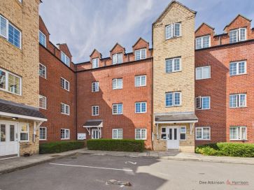 Property for Auction in Hull & East Yorkshire - Apartment 20 Masters House, Scholars Way, Bridlington, East Yorkshire, YO16 4HR