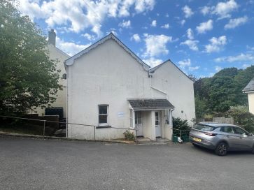 Property for Auction in South West - Flat A, Brook House, Fore Street, Aveton Gifford, Kingsbridge, Devon TQ7 4LY