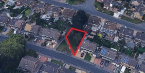 Property for Auction in London - Land Adjacent to 22 Morris Drive, Banbury, Oxfordshire, OX16 1DA