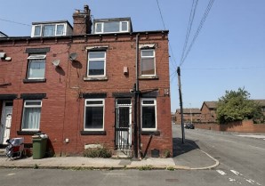 Property for Auction in London - 15 East Park Grove, Leeds, West Yorkshire, LS9 9JZ