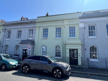 Property for Auction in South West - Second Floor Flat, 43 Emma Place, Plymouth, Devon PL1 3QT