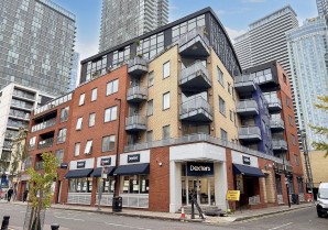 Property for Auction in London - Flat 11 Regatta Point, 1 Manilla Street, Canary Wharf, London, E14 8JZ