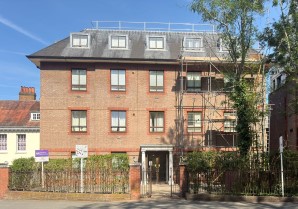 Property for Auction in London - 20 Rutland House, 57-59 South Street, Epsom, Surrey, KT18 7EZ