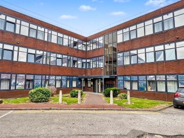 Property for Auction in Manchester - 3 Biwater House, Gregge Street, Heywood, OL10 2AE