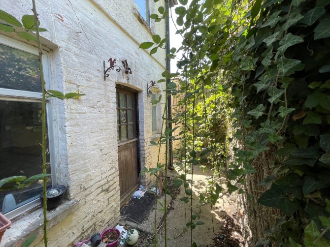 Lot Image