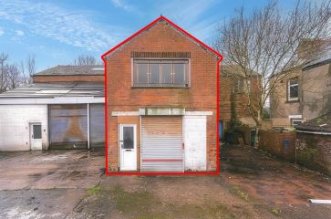 Property for Auction in Lincolnshire - Workshop/Storage Unit to rear of 142 Watson Road, Blackpool FY4 3EE