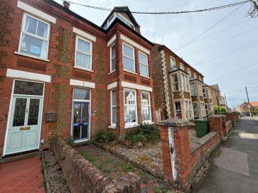 Property for Auction in East Anglia - 42 Greevegate, Hunstanton, Norfolk PE36 6AG