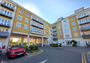 Property for Auction in London - Flat 13 Lexington House, 35 Park Lodge Avenue, West Drayton, Hillingdon, UB7 9FJ