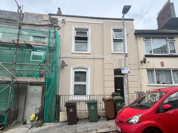 Property for Auction in South West - Lower Ground Floor and Ground Floor Flat, 26 Arundel Crescent, Plymouth, Devon PL1 5DY