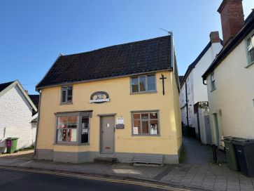 Property for Auction in East Anglia - 6 Church Street, Harleston, Norfolk IP20 9BB