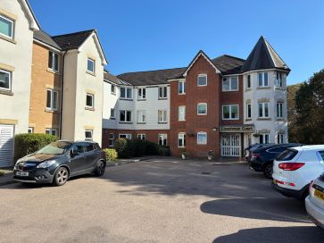 Property for Auction in East Anglia - Flat 53, Coachman Court, 35 Ashingdon Road, Rochford, Essex SS4 1FF