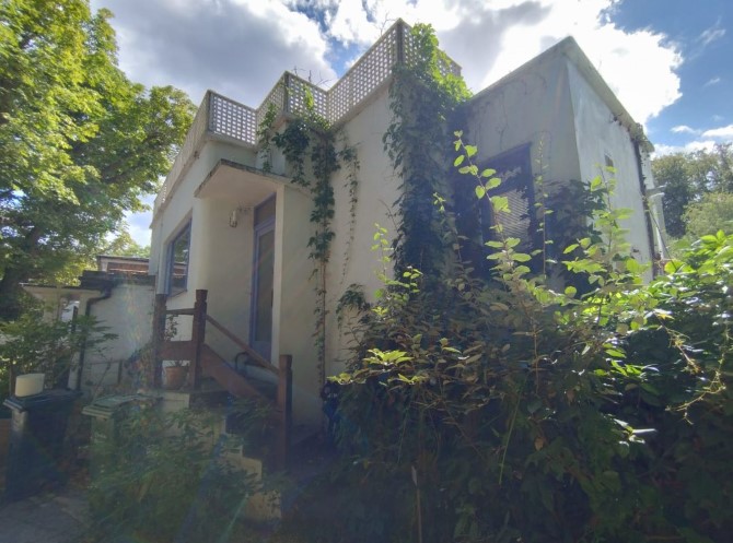 Lot Image