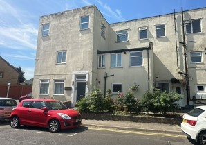 Property for Auction in London - 7 Marley Croft, Moor Lane, Staines-upon-Thames, Middlesex, TW18 4YW
