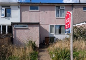 Property for Auction in London - 9 Greenfield Close, Tunbridge Wells, Kent, TN4 8TS