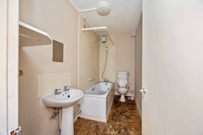 Lot Image