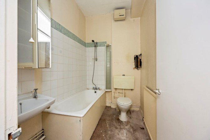 Lot Image