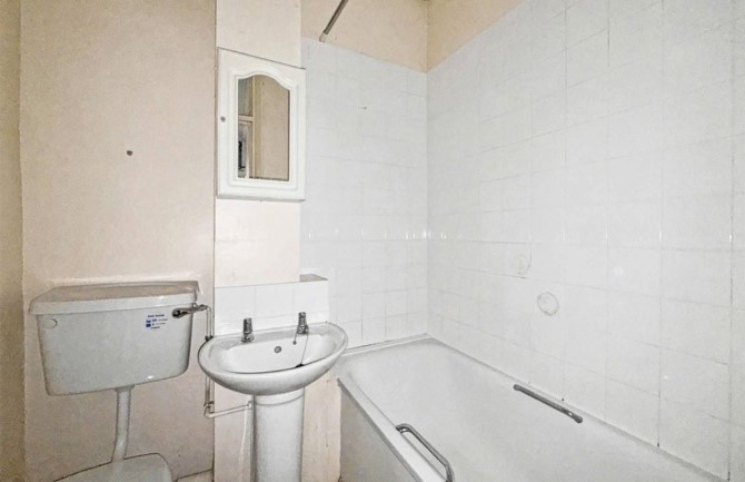 Lot Image