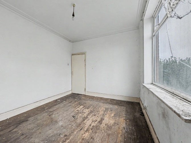 Lot Image