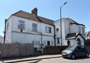 Property for Auction in London - 16C Bury Street, Edmonton, London, N9 7LB