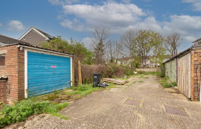 Lot Image