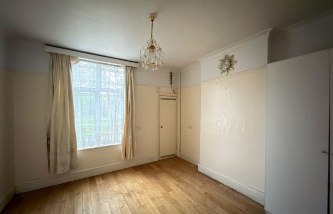 Lot Image