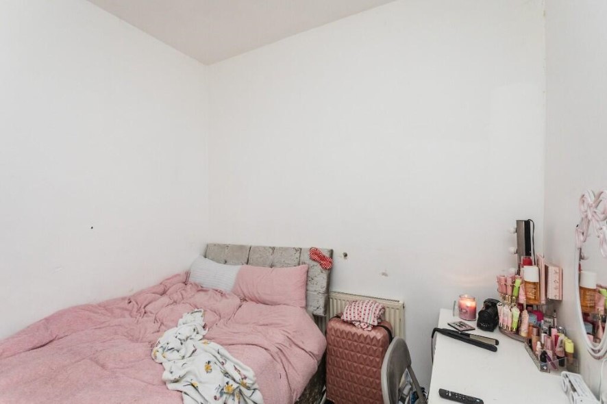 Lot Image