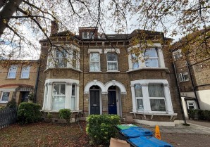 Property for Auction in London - Flat 5, 62 Coombe Road, Croydon, Surrey, CR0 5SG